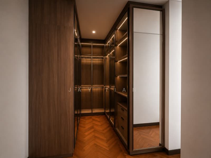 Servis Apartment untuk Dijual di Southpoint Residences - Jay Tian - Walk-in Closet - PropertyGuru.com.my