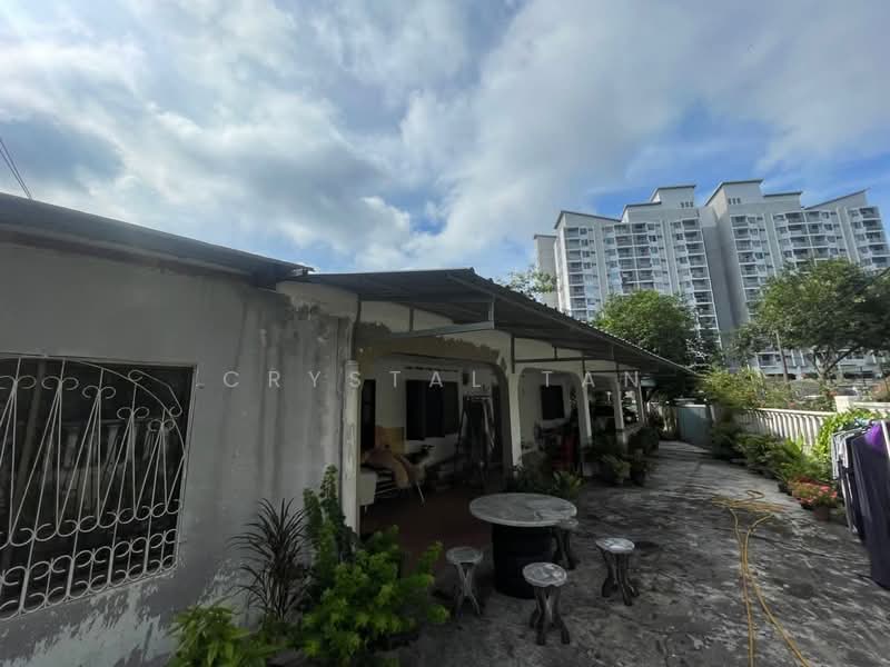 Rumah Berkembar untuk Dijual di Larkin Jaya (Johor Bahru) - Crystal Tan - Exterior - PropertyGuru.com.my