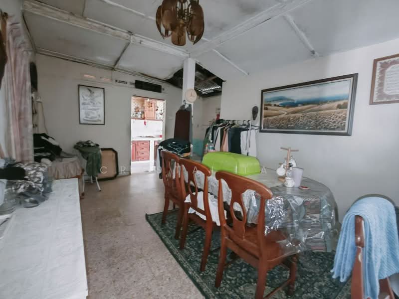 Rumah Berkembar untuk Dijual di Larkin Jaya (Johor Bahru) - Crystal Tan - Living Room - PropertyGuru.com.my