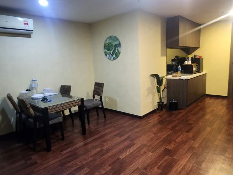 Kondominium untuk Dijual di 591 Damansara SA - Ricky Ng - Dining Room - PropertyGuru.com.my