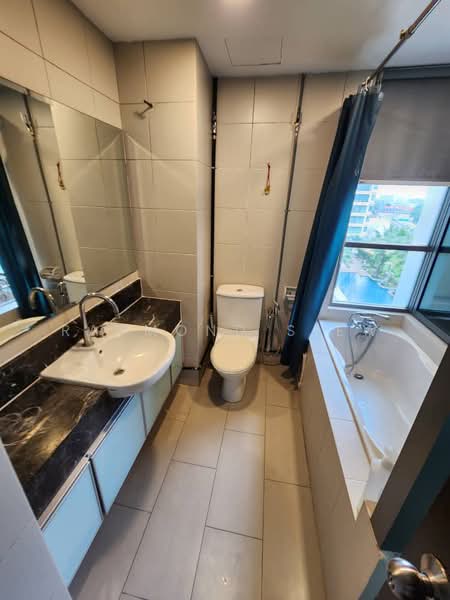 Servis Apartment untuk Disewa di Saujana Residency - Raymond Siew - Bathroom - PropertyGuru.com.my