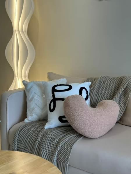 Service Residence for Rent at Aera Residence - Jake Poh - Living Room - PropertyGuru.com.my