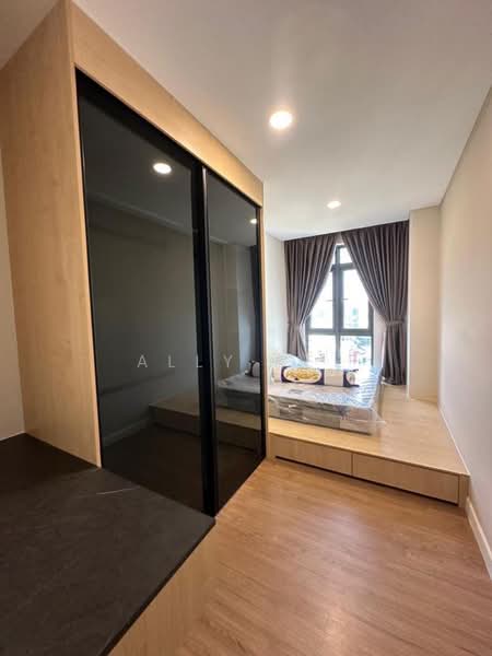Kondominium untuk Disewa di Vivo Residential Suites - Ally Lee - Bedroom - PropertyGuru.com.my