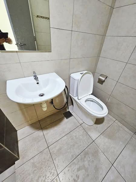 Servis Apartment untuk Disewa di Luminari - Darren Cham - Bathroom - PropertyGuru.com.my