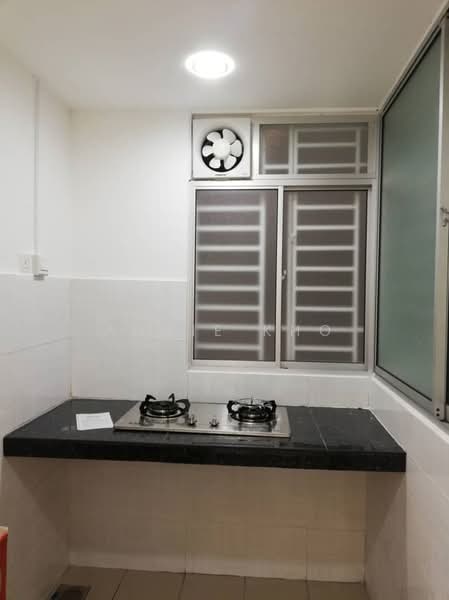 Apartment for Rent at De Bayu - Annie Kho - Kitchen - PropertyGuru.com.my