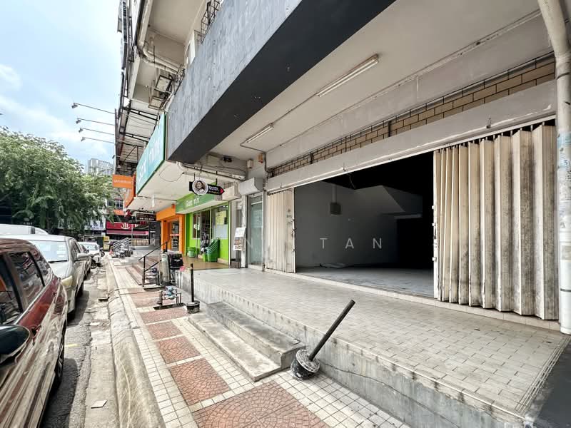 Shop / Office untuk Disewa di Taman Tun Dr Ismail (Kuala Lumpur) - Leena Tan - Exterior - PropertyGuru.com.my