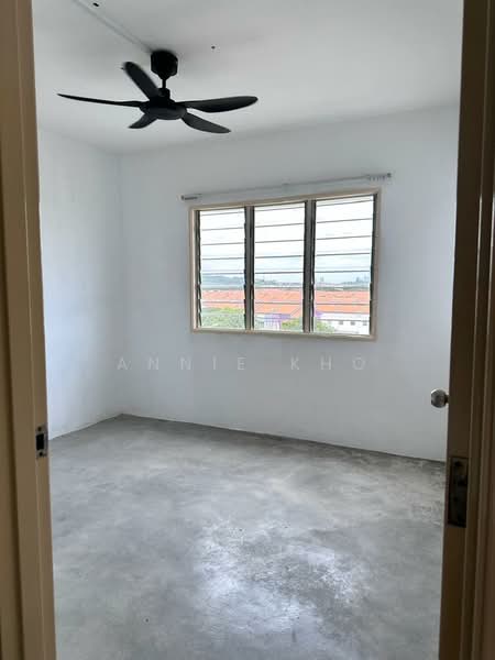 Apartment for Rent at Pangsapuri Sentosa - Annie Kho - Interior - PropertyGuru.com.my