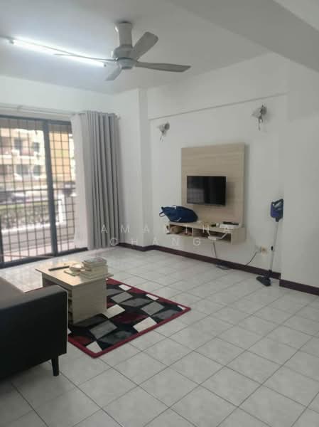 Condominium for Rent at Vista Komanwel A - Samantha Chang - Living Room - PropertyGuru.com.my