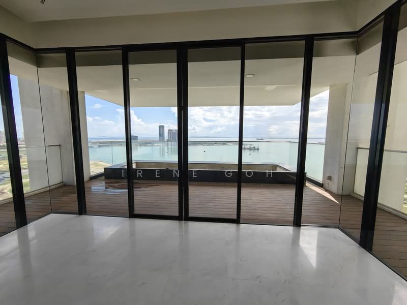 Kondominium untuk Dijual di Setia V Residences - Irene Goh - Balcony - PropertyGuru.com.my