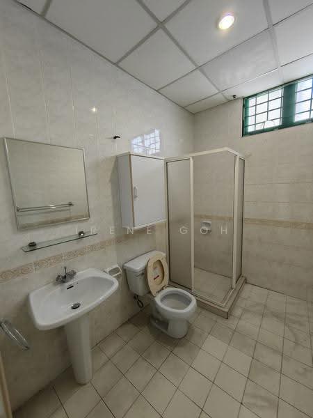 Condominium for Rent at Sri Pangkor Condominium - Irene Goh - Bathroom - PropertyGuru.com.my