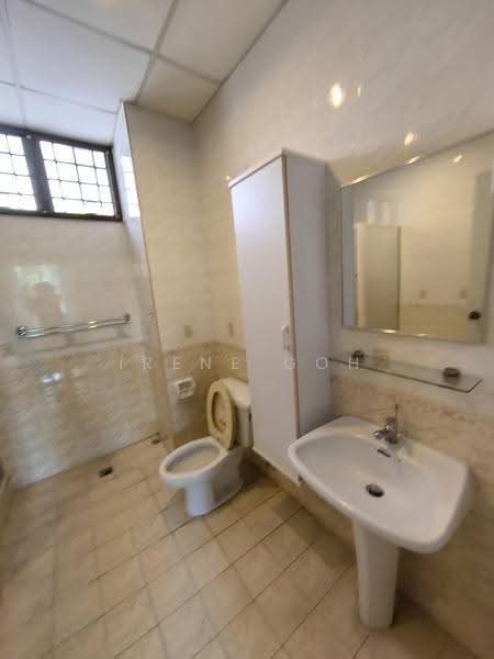 Condominium for Rent at Sri Pangkor Condominium - Irene Goh - Bathroom - PropertyGuru.com.my