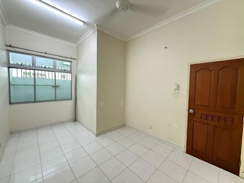 2-storey Terraced House for Rent in Taman Gaya (Ulu Tiram) - Ray Tung - Interior - PropertyGuru.com.my