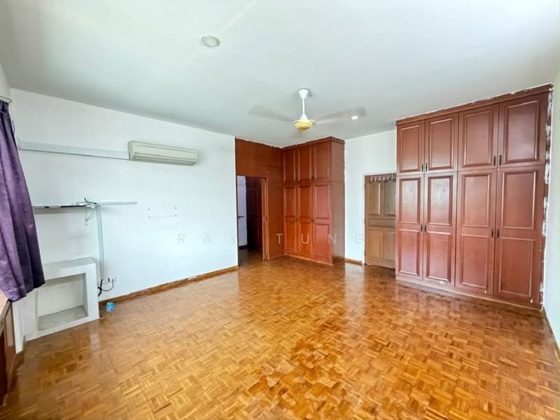 2-storey Terraced House for Rent in Taman Gaya (Ulu Tiram) - Ray Tung - Bedroom - PropertyGuru.com.my