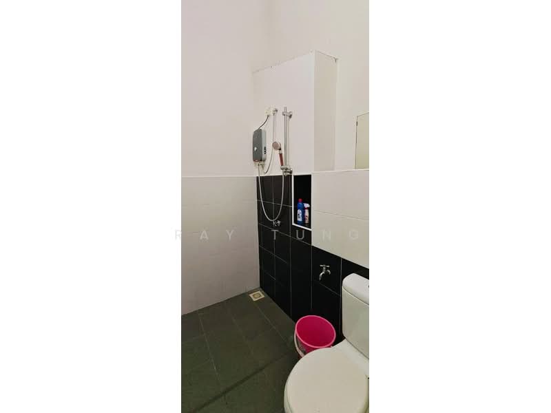 2-storey Terraced House for Sale in Taman Setia Indah (Tebrau) - Ray Tung - Bathroom - PropertyGuru.com.my