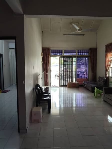 1.5-storey Terraced House for Rent in Taman Megah Ria (Masai) - Erica Jong - PropertyGuru.com.my