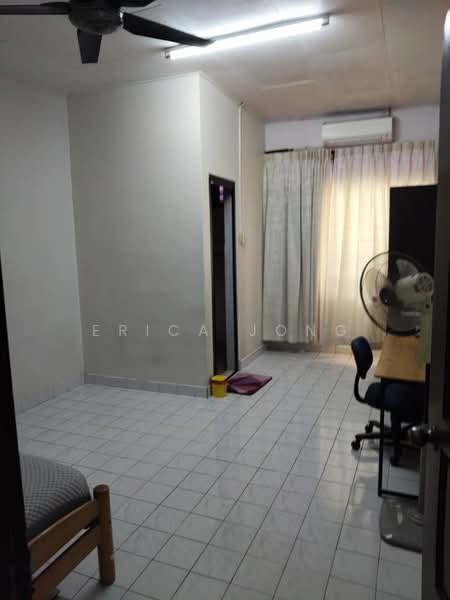 1.5-storey Terraced House for Rent in Taman Megah Ria (Masai) - Erica Jong - PropertyGuru.com.my