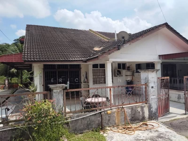 1.5-storey Terraced House for Rent in Taman Megah Ria (Masai) - Erica Jong - PropertyGuru.com.my