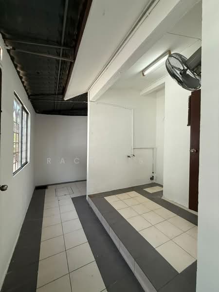 Rumah Teres 2 Tingkat untuk Disewa di Usj 11 (Subang Jaya) - Rachel Sie - Interior - PropertyGuru.com.my