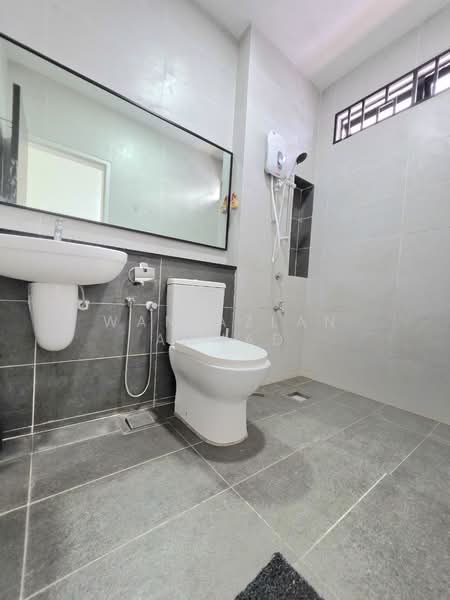 Rumah Teres 2 Tingkat untuk Dijual di Elmina (Shah Alam) - Wan Azlan Ahmad - PropertyGuru.com.my