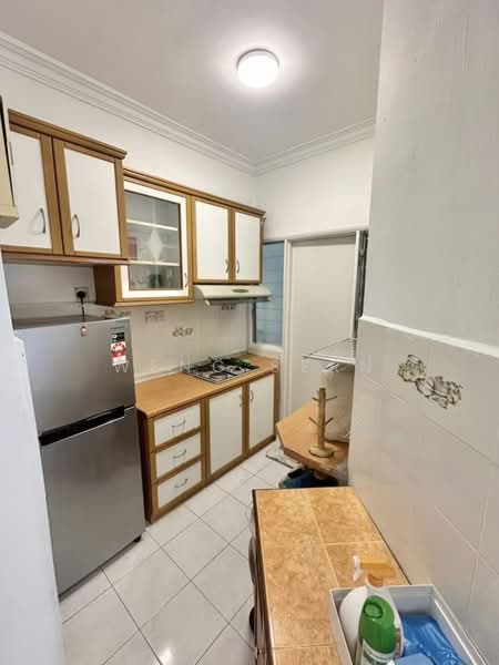Kondominium untuk Disewa di Taman Desa Relau 2 - Weng Sern - Kitchen - PropertyGuru.com.my