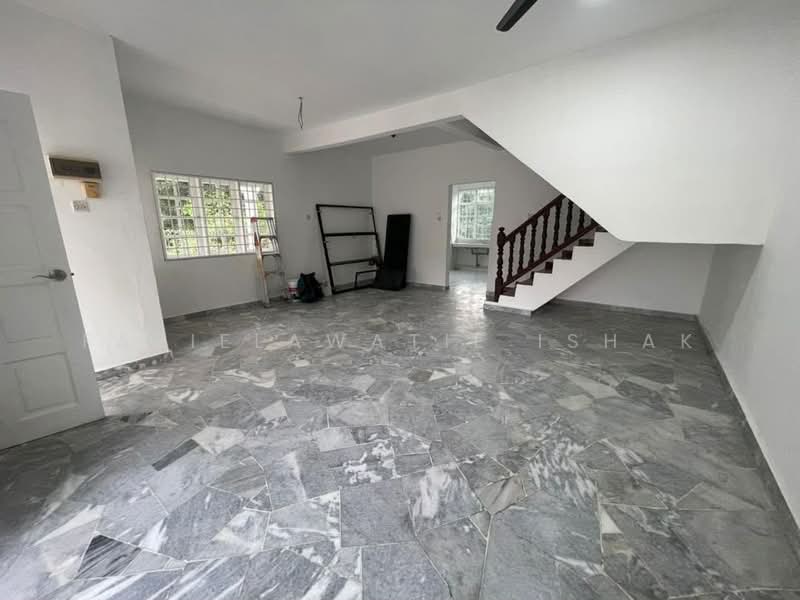 Rumah Teres 2 Tingkat untuk Dijual di Kertih (Terengganu) - Fazielawatie Ishak - Living Room - PropertyGuru.com.my
