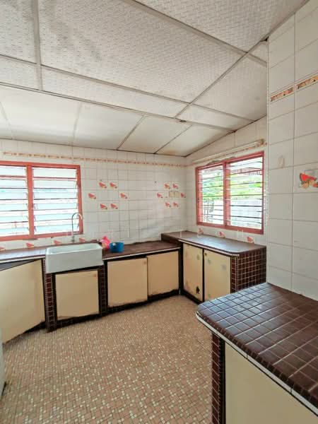 Rumah Banglo untuk Disewa di Jelutong (Penang) - Chris Teoh - Kitchen - PropertyGuru.com.my