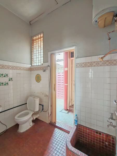 Rumah Banglo untuk Disewa di Jelutong (Penang) - Chris Teoh - Bathroom - PropertyGuru.com.my