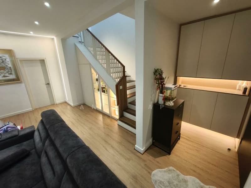 Rumah Teres untuk Dijual di Kota Emerald (Rawang) - Andy Yap - Living Room - PropertyGuru.com.my