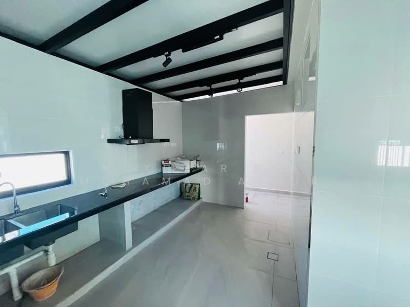 2-storey Terraced House for Rent in Sepang (Selangor) - Mokhtar Bin Mohamad Akhir - Kitchen - PropertyGuru.com.my