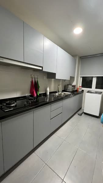 Servis Apartment untuk Disewa di KSL Residence @ Daya - Melinda Ee - Kitchen - PropertyGuru.com.my