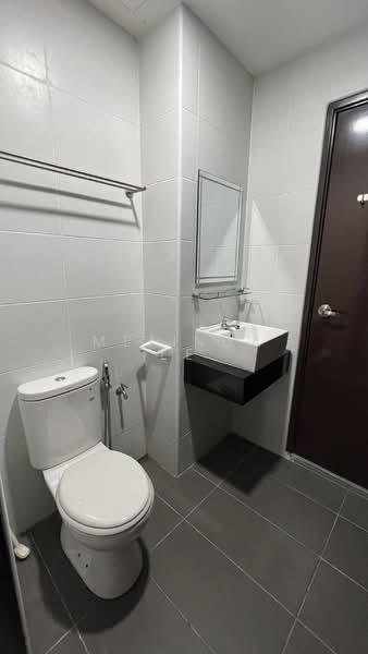 Servis Apartment untuk Disewa di KSL Residence @ Daya - Melinda Ee - Bathroom - PropertyGuru.com.my