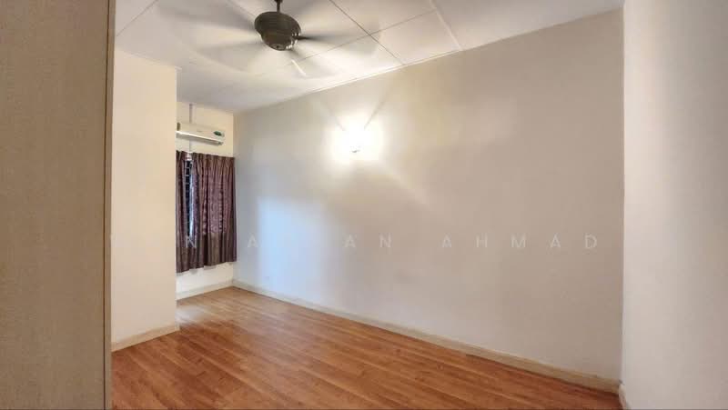 Rumah Teres 2 Tingkat untuk Dijual di Alam Sari (Bangi) - Wan Azlan Ahmad - PropertyGuru.com.my