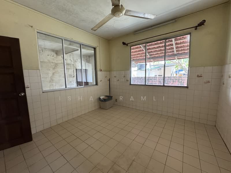 Rumah Banglo untuk Dijual di Kampung Baru (KL City Centre) - Ishak Ramli - Interior - PropertyGuru.com.my