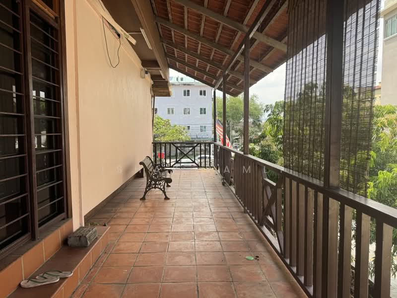Rumah Banglo untuk Dijual di Kampung Baru (KL City Centre) - Ishak Ramli - Balcony - PropertyGuru.com.my