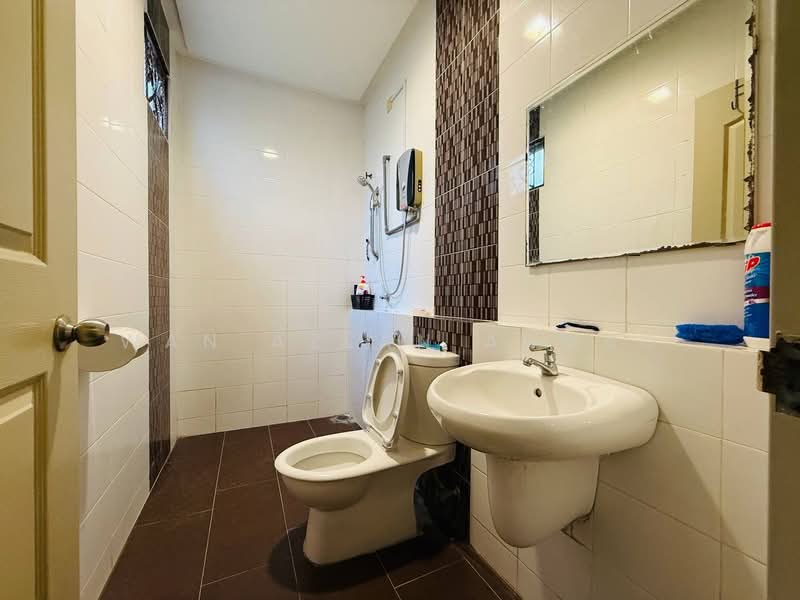 Rumah Berkembar untuk Dijual di Bangi (Selangor) - Wan Azlan Ahmad - PropertyGuru.com.my