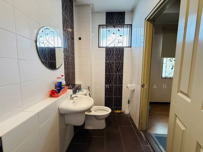 Rumah Berkembar untuk Dijual di Bangi (Selangor) - Wan Azlan Ahmad - PropertyGuru.com.my