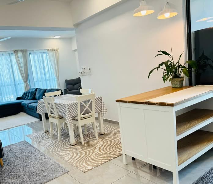 Service Residence for Sale at Savana @ Utropolis - Cheau Chie Ooi - Living Room - PropertyGuru.com.my