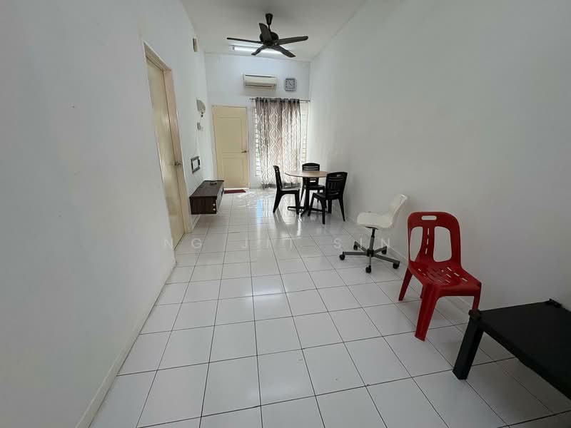 1-storey Terraced House for Rent in Hijauan Valdor (Sungai Jawi) - Ng Jit Sin - Living Room - PropertyGuru.com.my