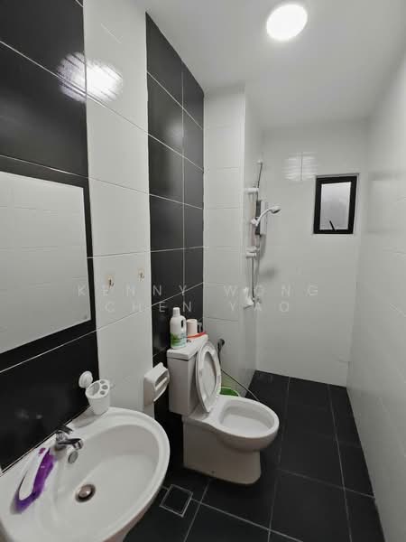 Service Residence for Rent at Sky View - Kenny Wong Chen Yao - Bathroom - PropertyGuru.com.my