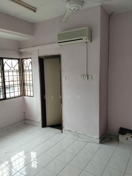 Rumah Teres 2-Tingkat untuk Dijual di Taman Putra Prima (Puchong) - Selvam . - Interior - PropertyGuru.com.my
