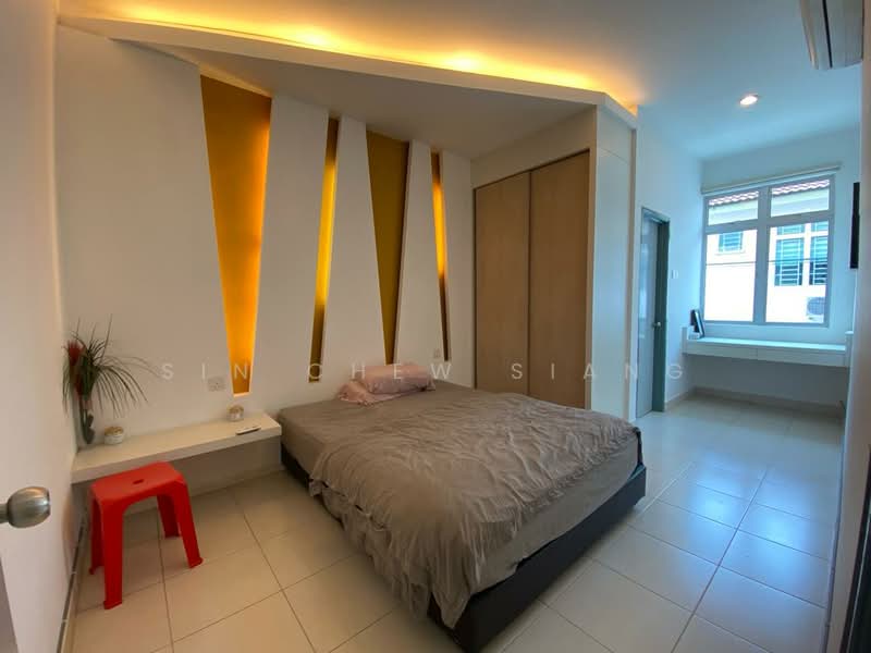 2-storey Terraced House for Rent in Taman Seri Austin (Tebrau) - Sin Chew Siang - Bedroom - PropertyGuru.com.my