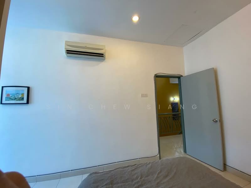 2-storey Terraced House for Rent in Taman Seri Austin (Tebrau) - Sin Chew Siang - Bedroom - PropertyGuru.com.my