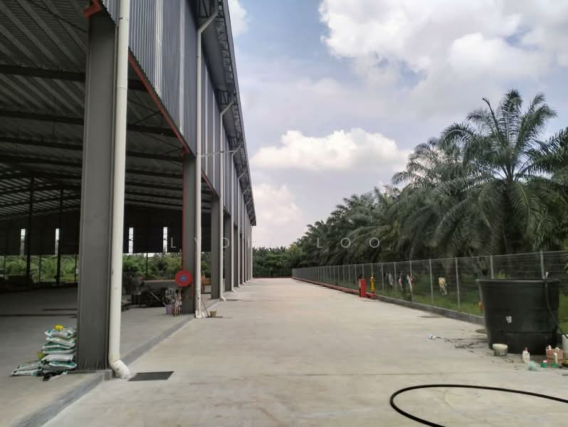 Kilang untuk Dijual di Kampung Teluk Mengkuang (Telok Panglima Garang) - Lydia Loo - Exterior - PropertyGuru.com.my