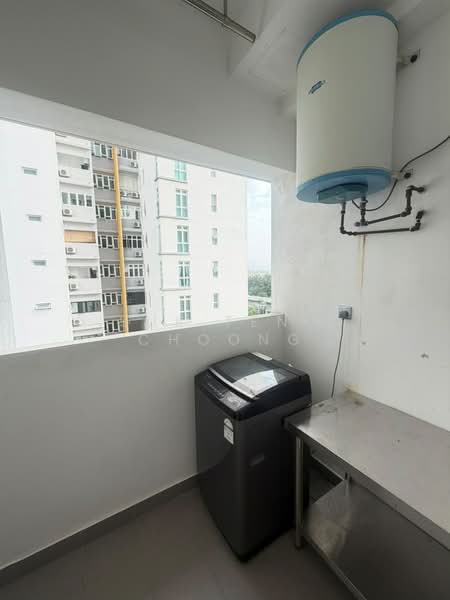 Servis Apartment untuk Disewa di D'Suites Akasia Horizon @ Horizon Hills - Suk Teng Choong - Balcony - PropertyGuru.com.my