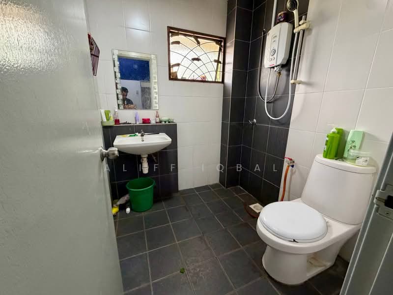 Rumah Teres 2-Tingkat untuk Dijual di Desa Coalfields (Sungai Buloh) - Aliff Iqbal - PropertyGuru.com.my