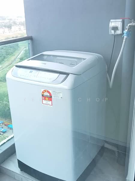 Servis Apartment untuk Disewa di D'carlton (Residensi Seri Mega) - Kelvin Chop - Balcony - PropertyGuru.com.my