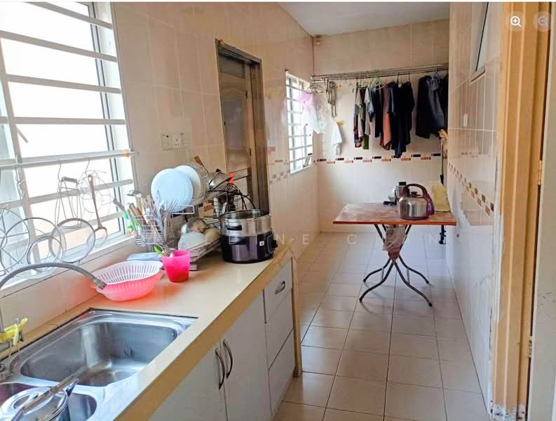 2-storey Terraced House for Sale in Bandar Puteri Puchong (Puchong) - Geraldine Chan - Kitchen - PropertyGuru.com.my