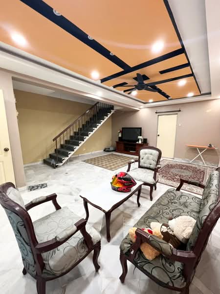 Terraced House for Rent in Bandar Country Homes (Rawang) - Zann Fauzan - Living Room - PropertyGuru.com.my
