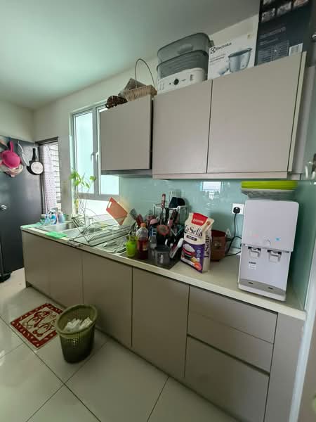 Servis Apartment untuk Dijual di Vida Heights - Stephen Tan - Kitchen - PropertyGuru.com.my
