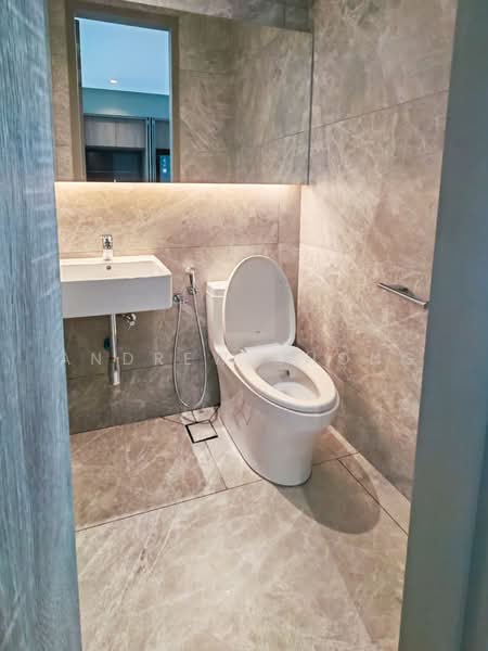 Rumah Bandar untuk Disewa di Tanjung Bungah (Penang) - Andrew Chong - Bathroom - PropertyGuru.com.my